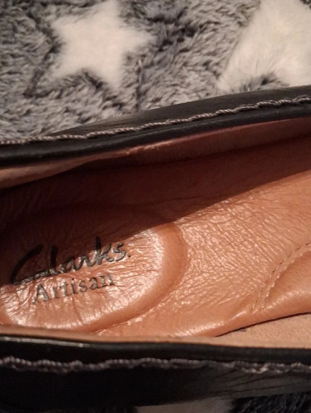 Clarks Black Leather Pleated Flats Pre Owned Size 11 M